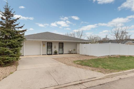 1204 Harbor Drive SE, Rochester, MN 55904