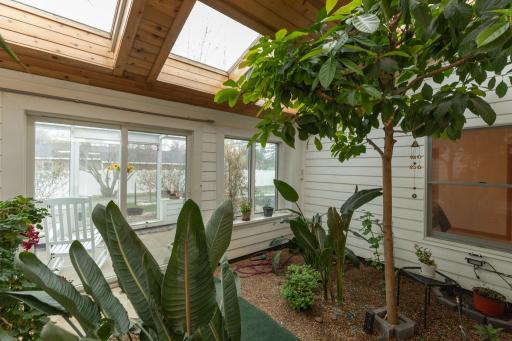 1204 Harbor Drive SE, Rochester, MN 55904