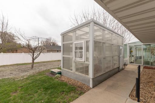 1204 Harbor Drive SE, Rochester, MN 55904