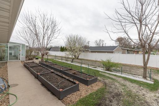 1204 Harbor Drive SE, Rochester, MN 55904