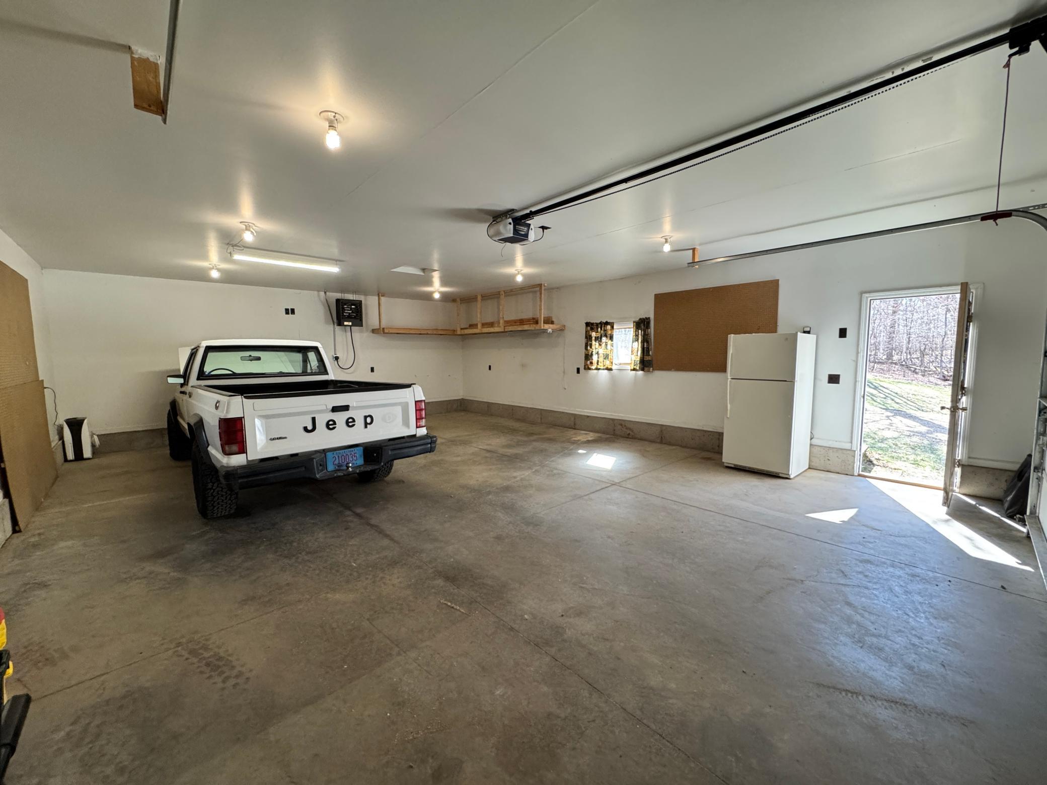 Detached heated/insulated garage