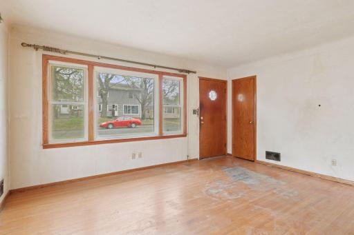 212 10th Avenue North - Spacecrafting - 0008.jpg