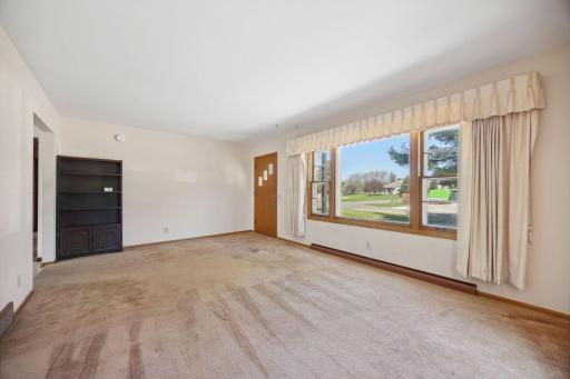 1204 133rd Lane NE, Andover, MN 55304
