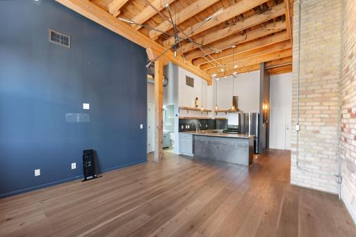400 N 1st Street, 613, Minneapolis, MN 55401
