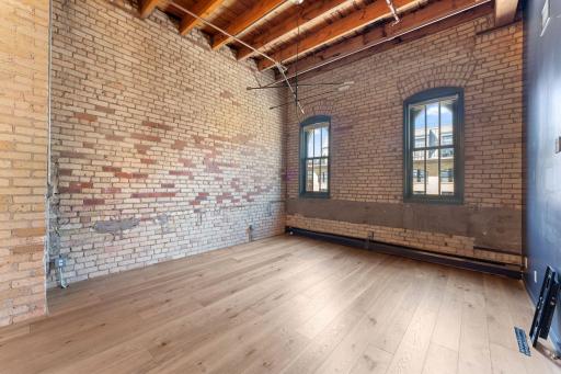 400 N 1st Street, 613, Minneapolis, MN 55401