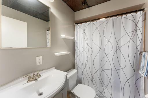 400 N 1st Street, 613, Minneapolis, MN 55401
