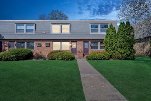 1476 21st Avenue NW, 3, Saint Paul, MN 55112