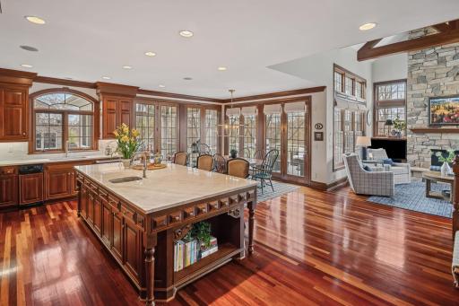 18371 Bearpath Trail, Eden Prairie, MN 55347