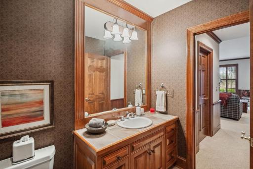18371 Bearpath Trail, Eden Prairie, MN 55347