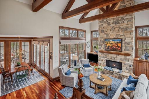 18371 Bearpath Trail, Eden Prairie, MN 55347