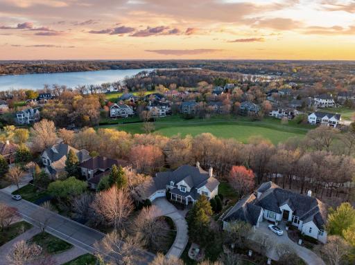 18371 Bearpath Trail, Eden Prairie, MN 55347