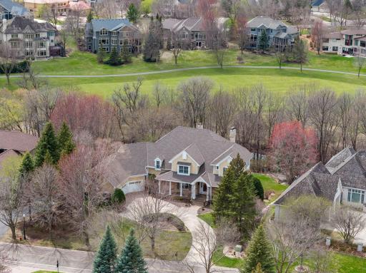 18371 Bearpath Trail, Eden Prairie, MN 55347