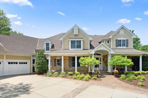 18371 Bearpath Trail, Eden Prairie, MN 55347