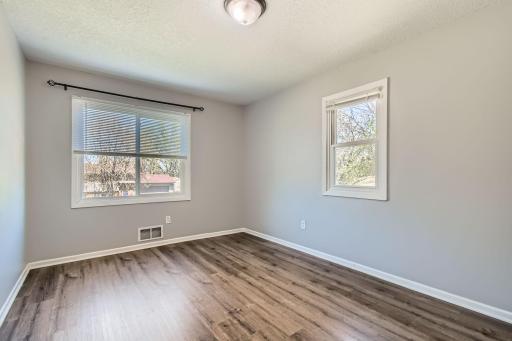 2356 Teakwood Drive E - Web Quality - 014 - 15 Bedroom.jpg