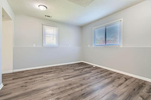 2356 Teakwood Drive E - Web Quality - 017 - 18 Bedroom.jpg