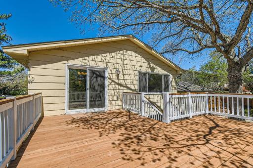 2356 Teakwood Drive E - Web Quality - 025 - 27 Deck.jpg