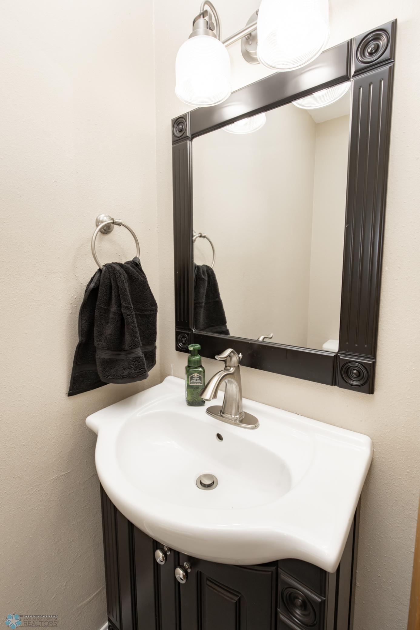 Main Floor 1/2 Bath