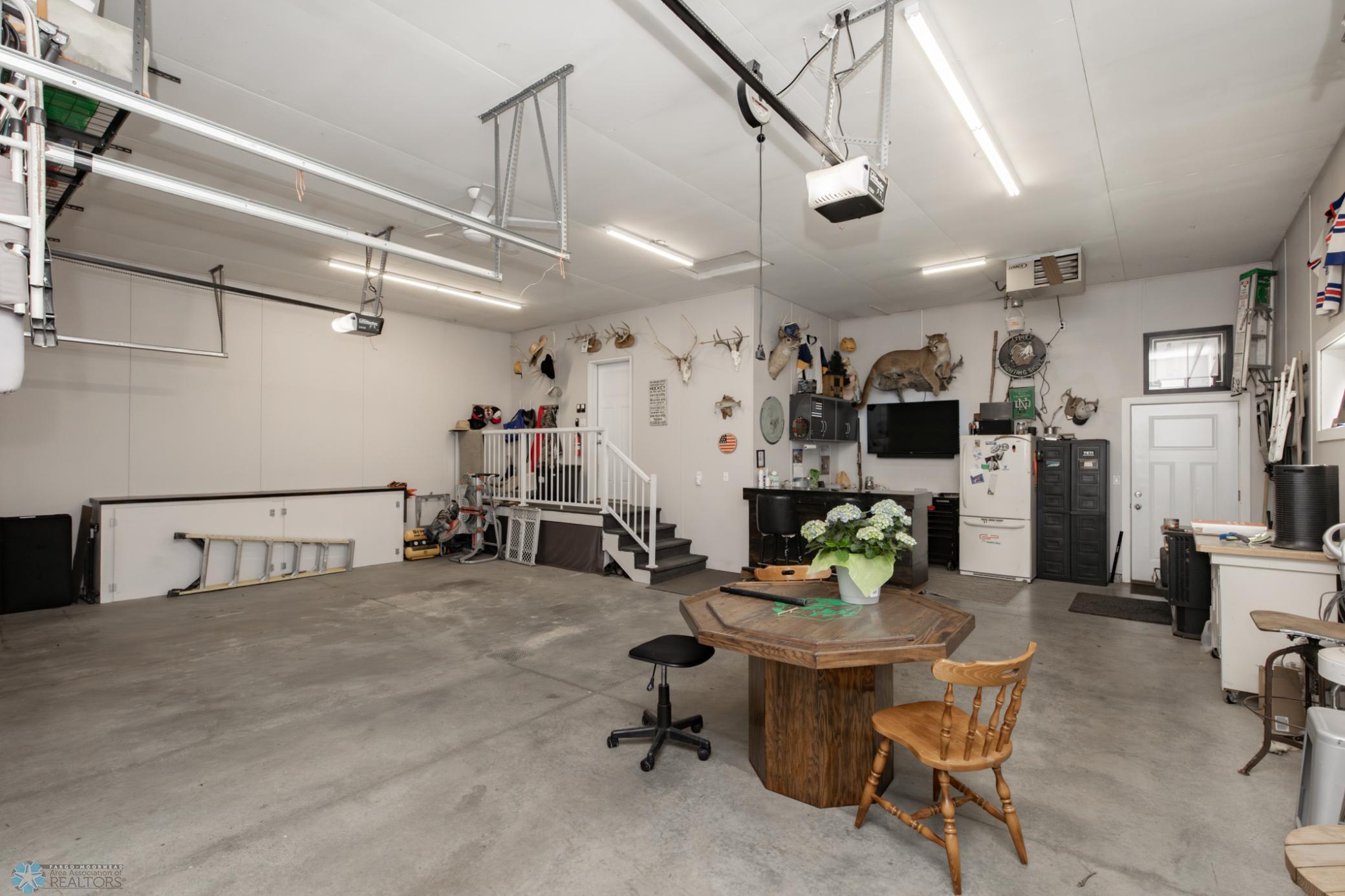 3 Stall Garage