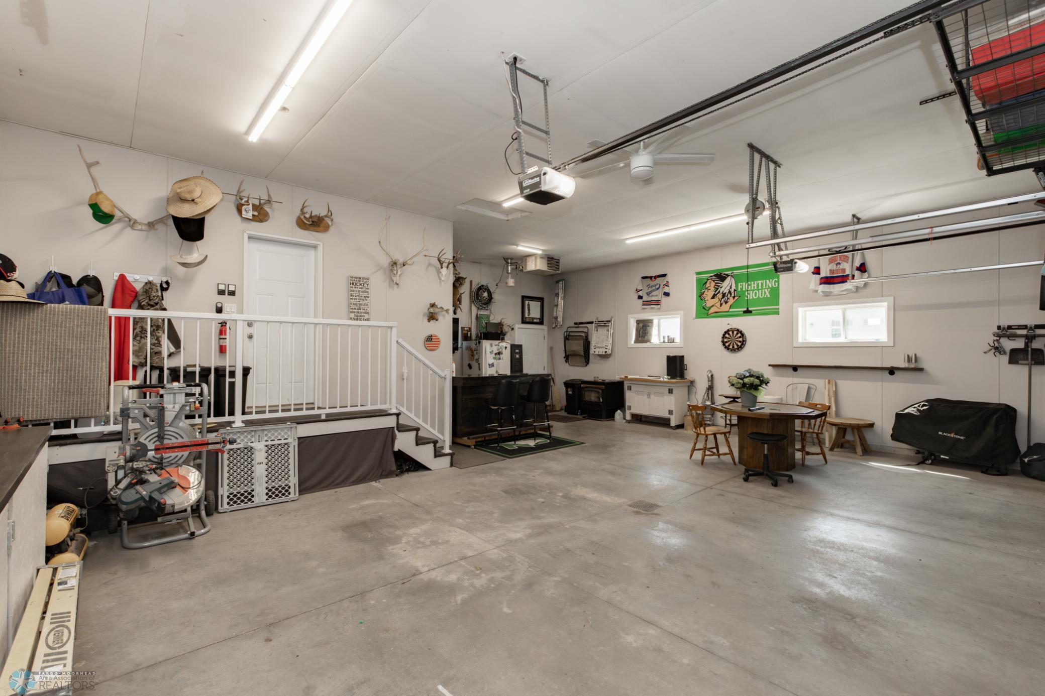 3 Stall Garage