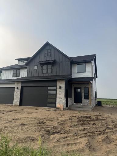 1620 Red Clover Street, Holmen, WI 54636