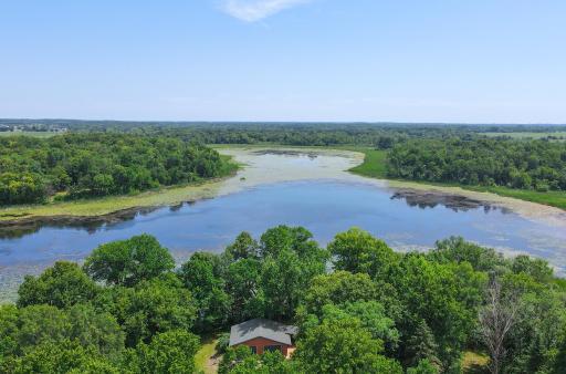 4301 195th Avenue NE, New London, MN 56273
