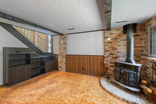 1205 Timbershore Lane, Saint Paul, MN 55123