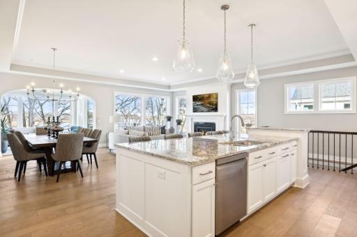 6109 Shoreview Pointe, Victoria, MN 55318
