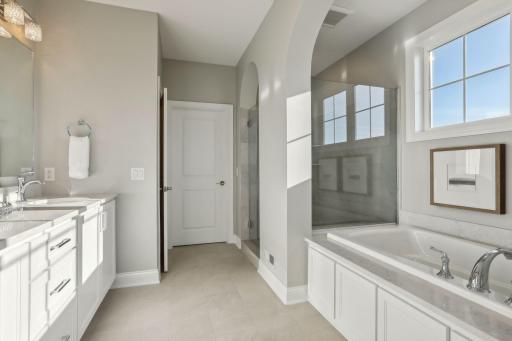 6109 Shoreview Pointe, Victoria, MN 55318