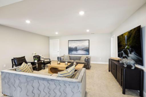 6109 Shoreview Pointe, Victoria, MN 55318