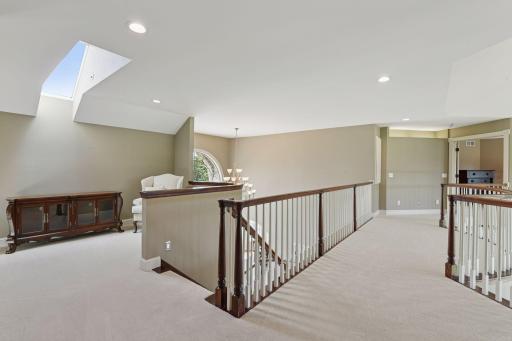 5606 94th Avenue N, Loretto, MN 55357