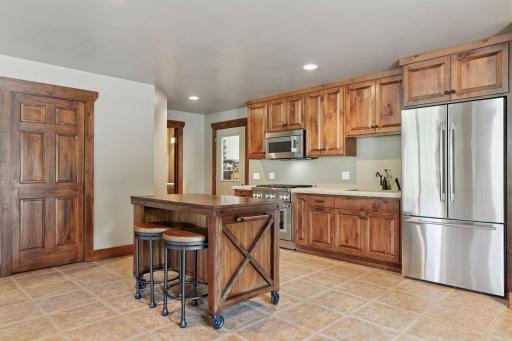 5606 94th Avenue N, Loretto, MN 55357
