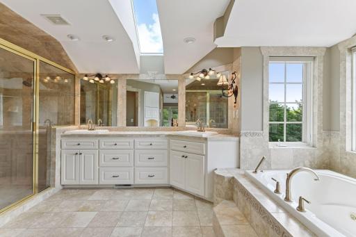 5606 94th Avenue N, Loretto, MN 55357