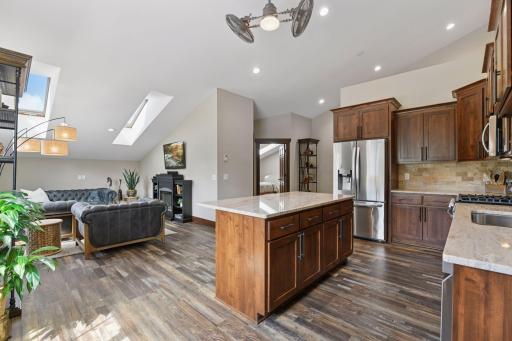 5606 94th Avenue N, Loretto, MN 55357