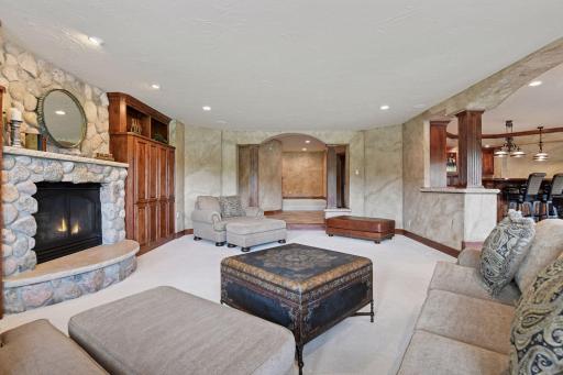 5606 94th Avenue N, Loretto, MN 55357