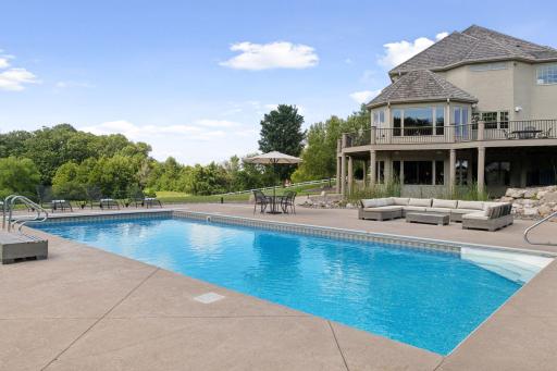 5606 94th Avenue N, Loretto, MN 55357