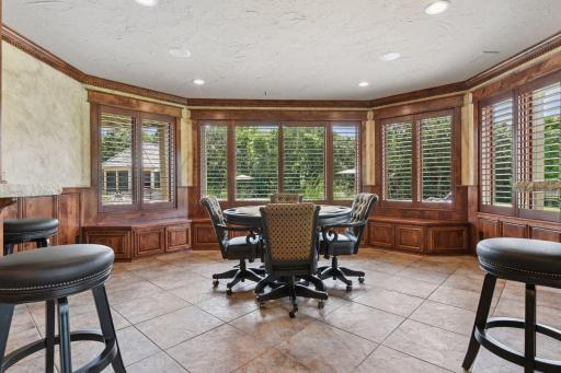 5606 94th Avenue N, Loretto, MN 55357