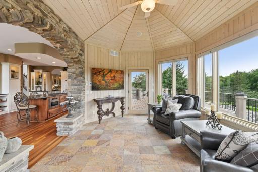 5606 94th Avenue N, Loretto, MN 55357