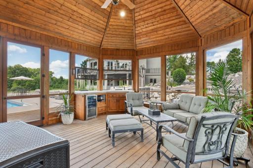 5606 94th Avenue N, Loretto, MN 55357