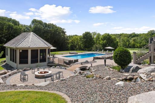 5606 94th Avenue N, Loretto, MN 55357