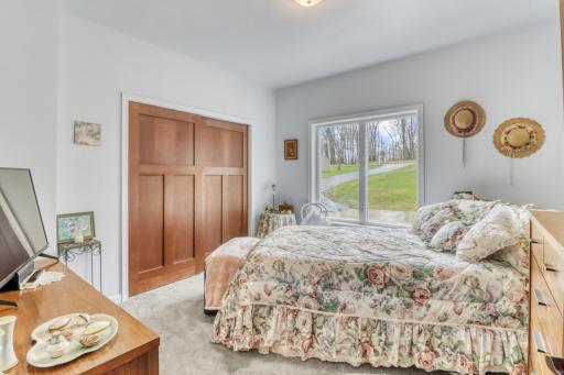 21768 Floyd Lake Dr, Detroit Lakes, MN 56501