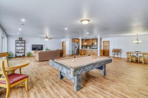 21768 Floyd Lake Dr, Detroit Lakes, MN 56501