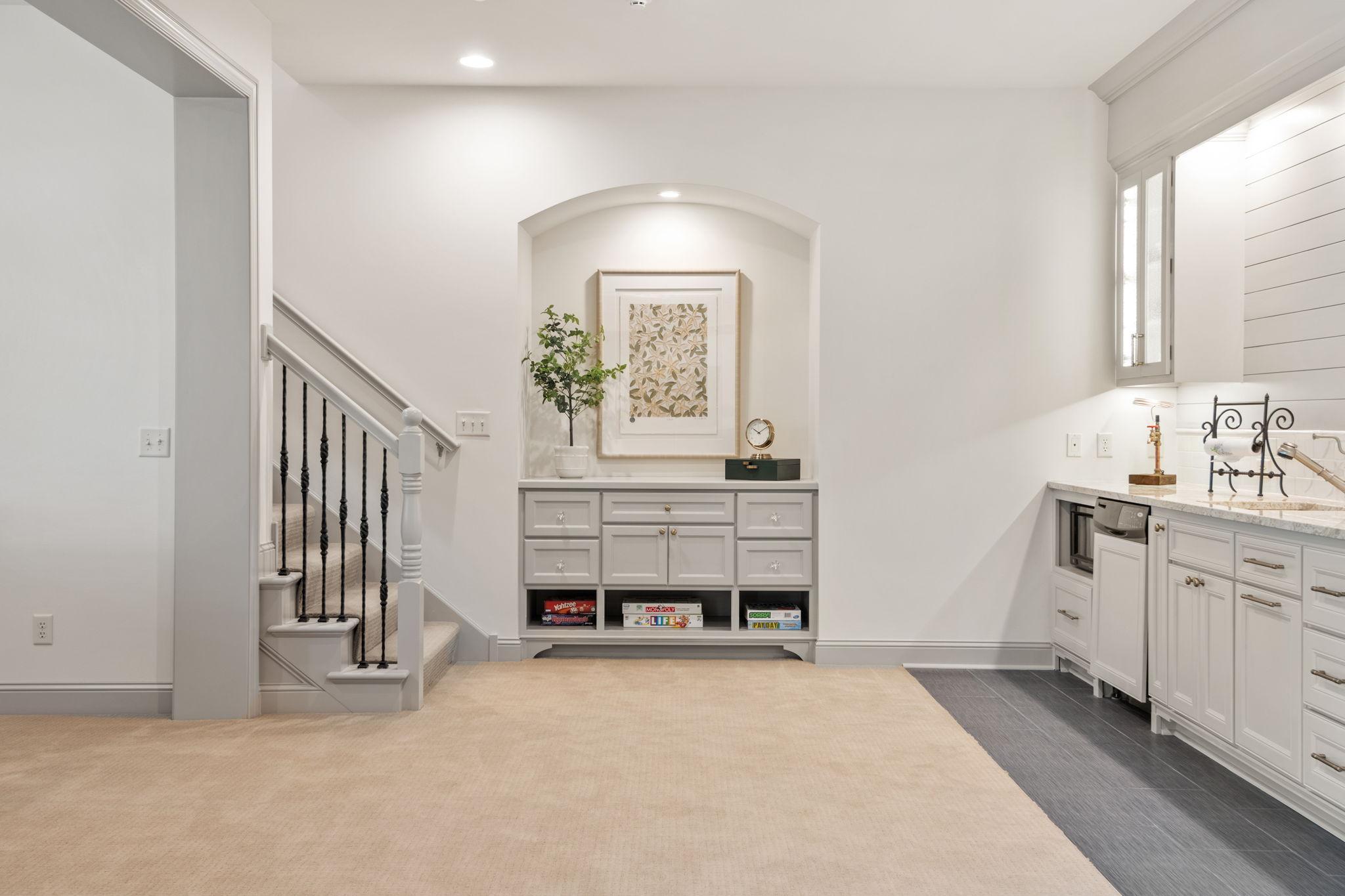 94-web-or-mls-8766 Sherwood Bluff-94.jpg