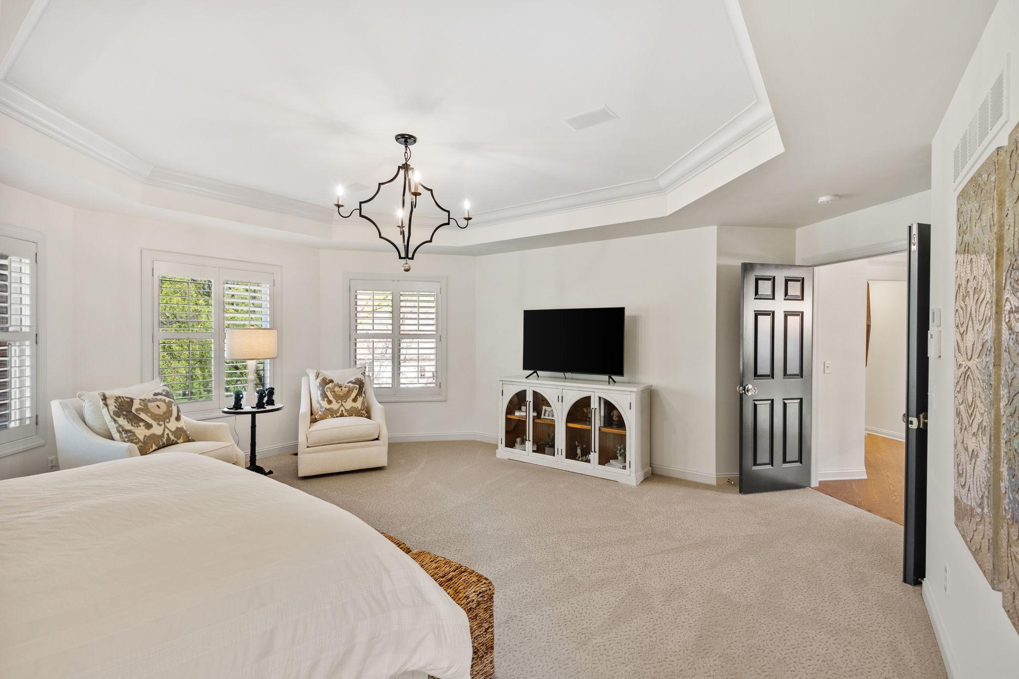 64-web-or-mls-8766 Sherwood Bluff-64.jpg