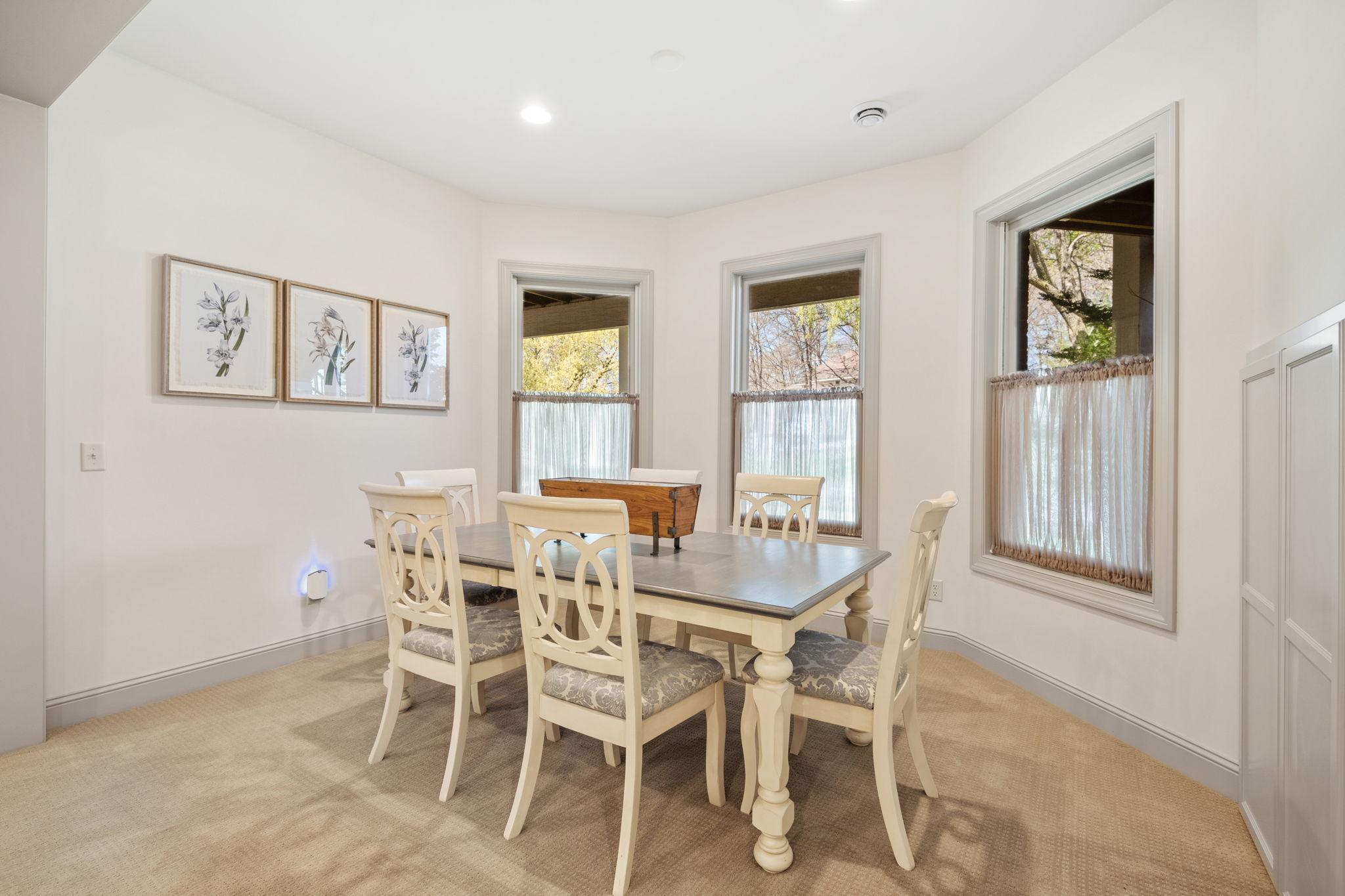89-web-or-mls-8766 Sherwood Bluff-89.jpg