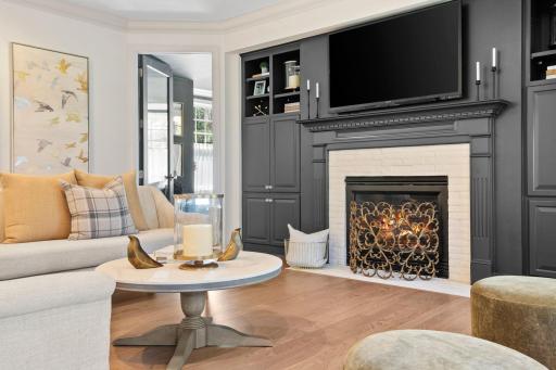 8766 Sherwood Bluff, Eden Prairie, MN 55347