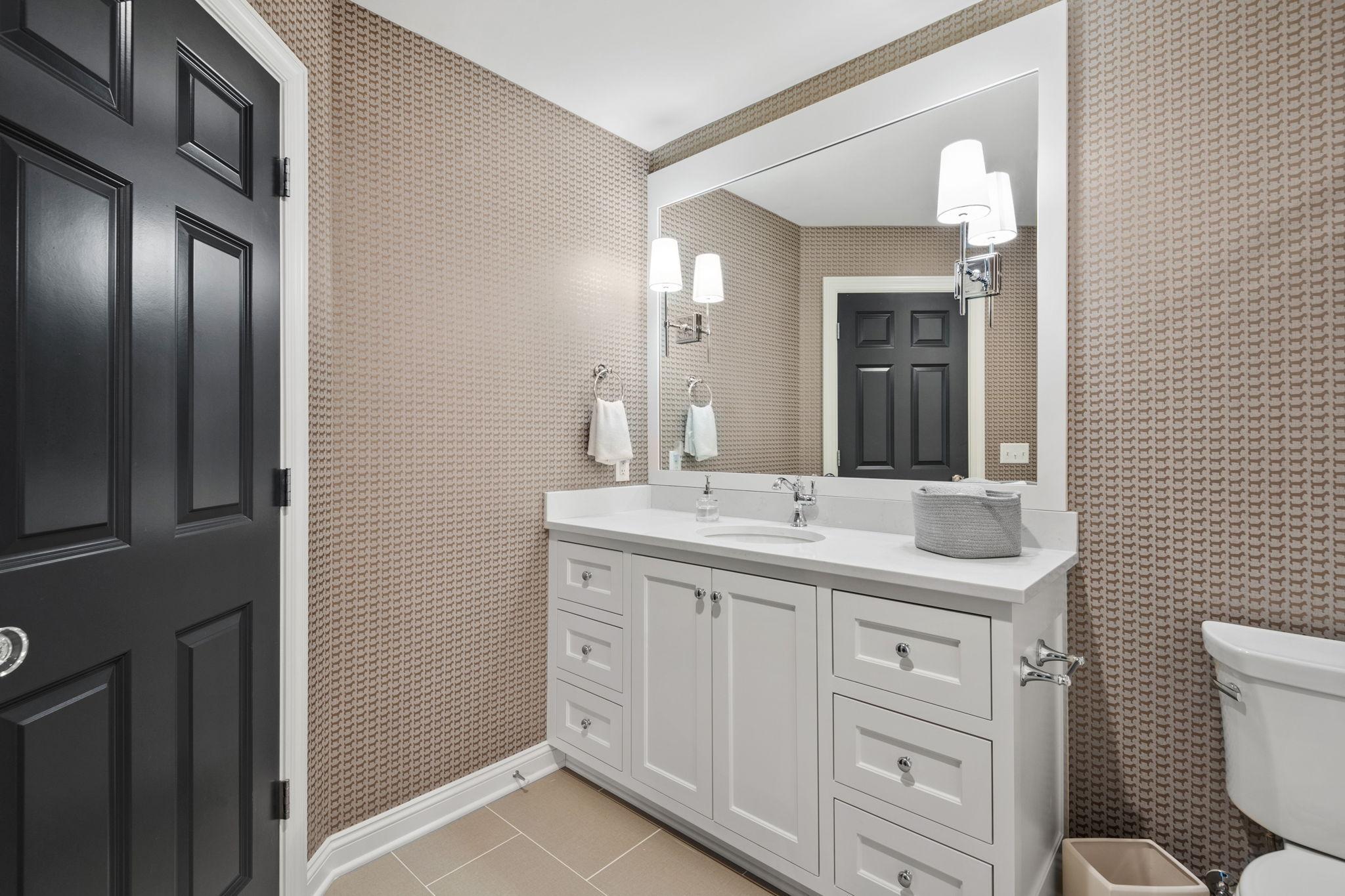 75-web-or-mls-8766 Sherwood Bluff-75.jpg