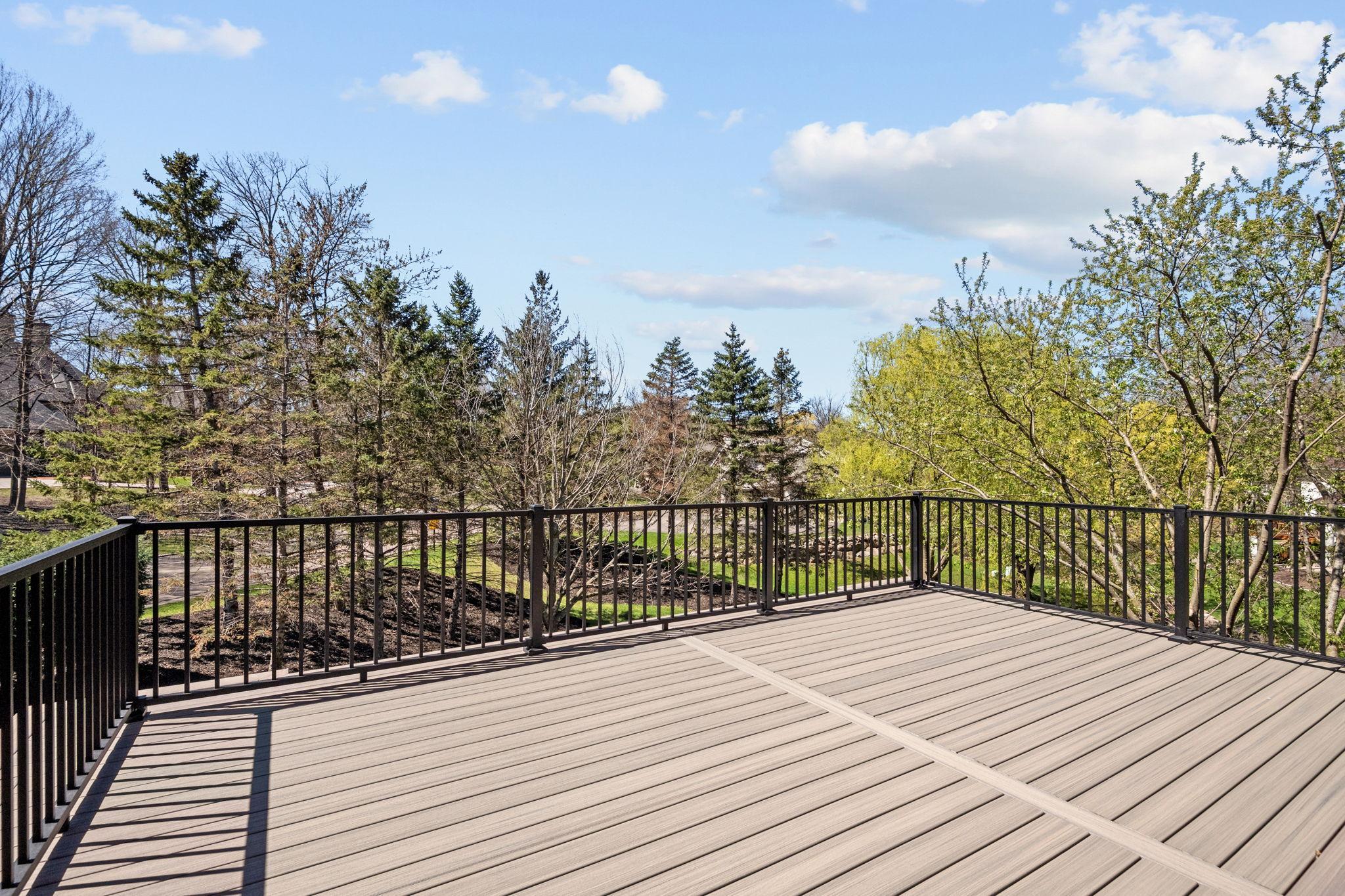 20-web-or-mls-8766 Sherwood Bluff-20.jpg