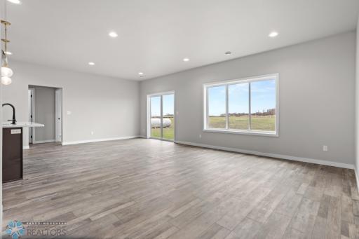 202 NEUMAN Boulevard, Colfax, ND 58018