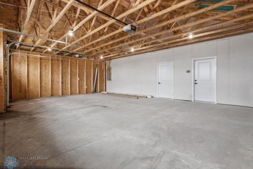 202 NEUMAN Boulevard, Colfax, ND 58018