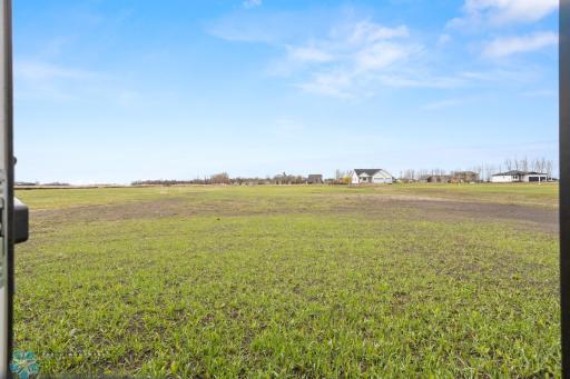 202 NEUMAN Boulevard, Colfax, ND 58018